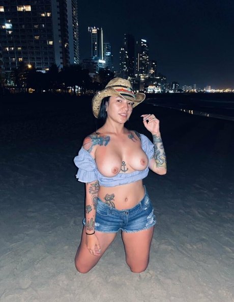 lolisaenz modelo de arte fotos