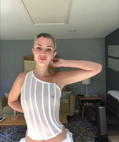 orgasmo de milf onlyfans agradable erótico foto