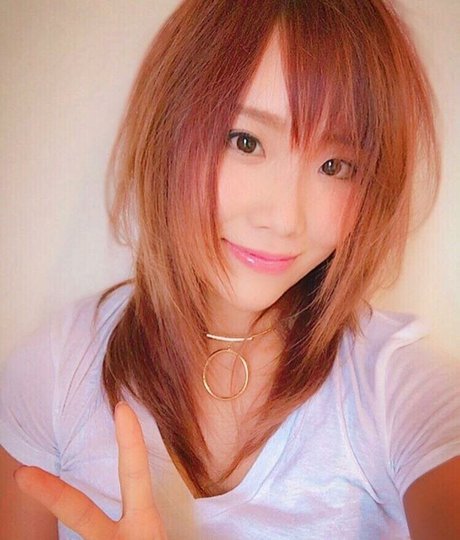 Kairi Sane hermosa modelo galerías