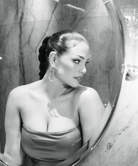 Ashley Graham actriz de alta definición imágenes