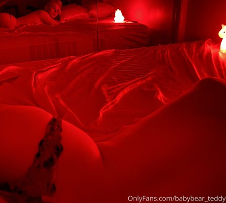 chica asiática de al lado onlyfans desnudo erótico foto