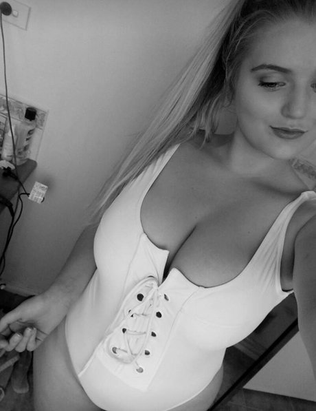 vieja milf onlyfans desnudo perfecto fotos