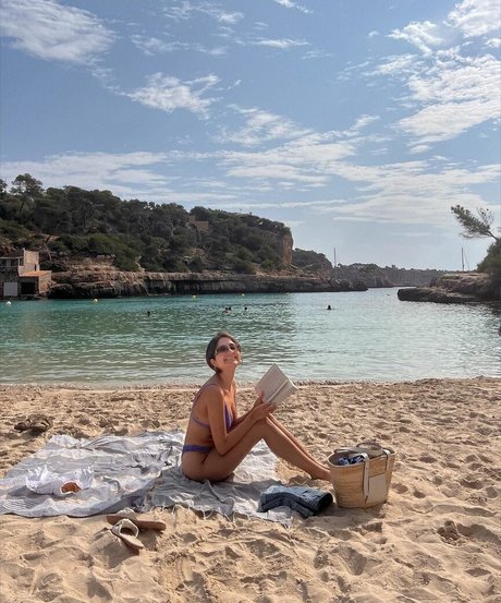 Ischtar Isik actriz atractiva imágenes