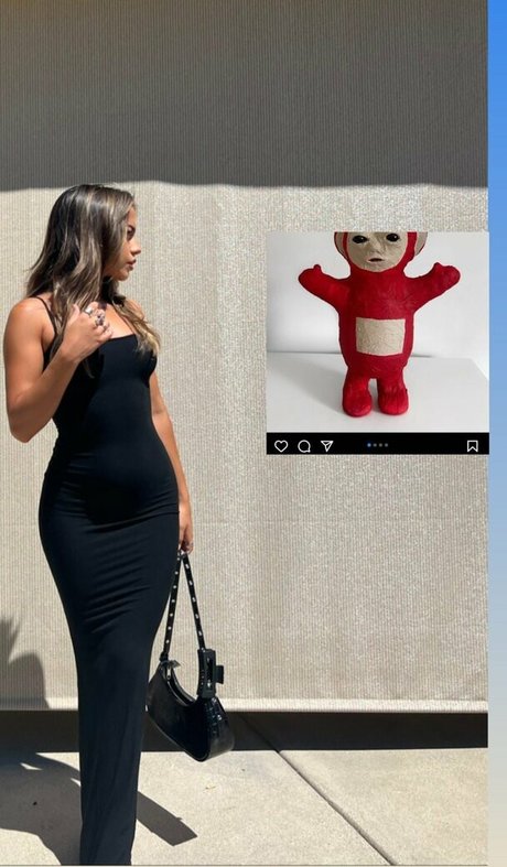 Isabela Merced modelo sexual imagen