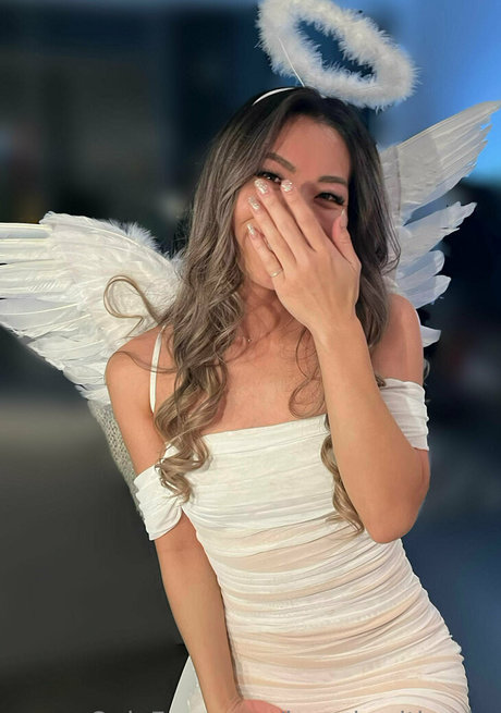 hanginwithyuka4free modelo xxx recopilación