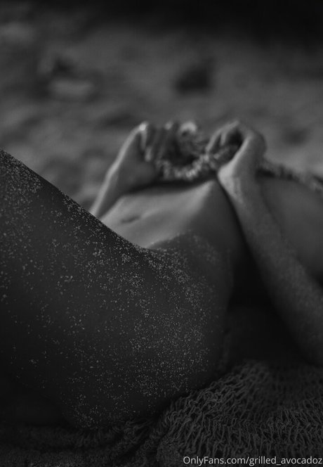 grilled avocadoz estrella porno atractiva archivo