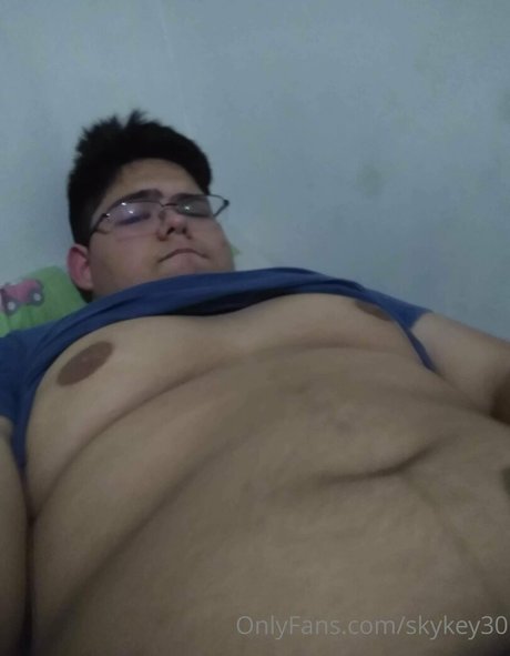 skykey30 estrella porno adulto foto