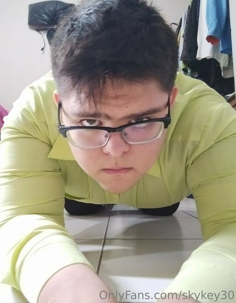 skykey30 estrella porno hd fotos