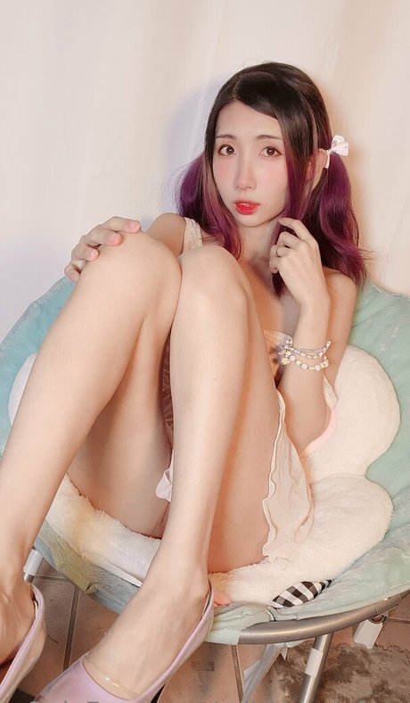 mikan cosfree arte modelo foto