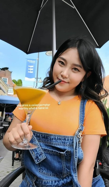 Yuggie TV linda estrella galerías