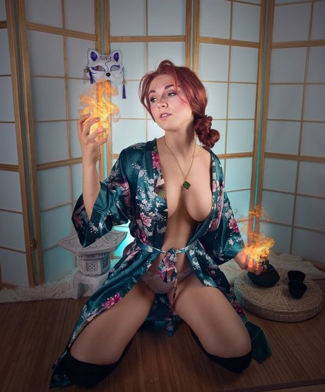 Cauzifer Cosplay estrella pornografica imágenes