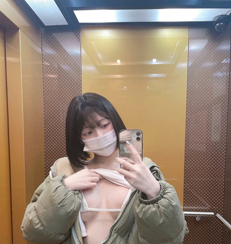 yudiii modelo imágenes