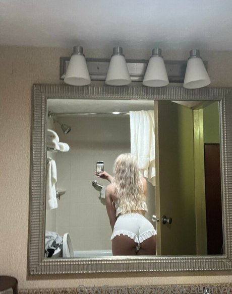 Sn0w bunnyy actriz exclusiva foto