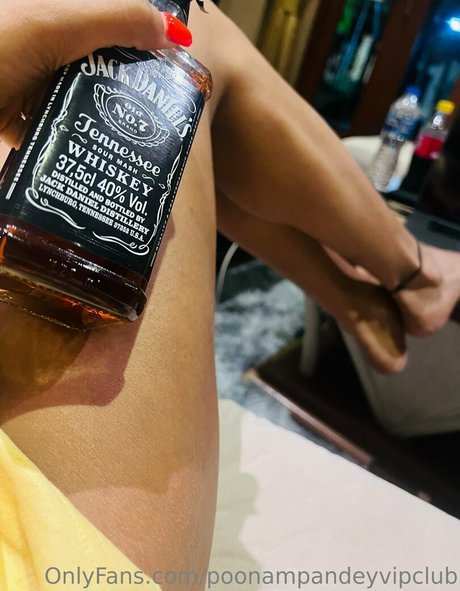 poonampandeytv xxx estrella porno archivo