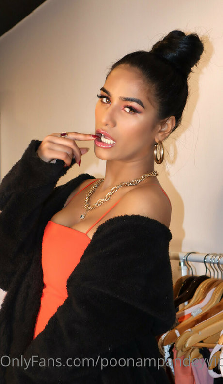 poonampandeytv estrella porno sexy galería