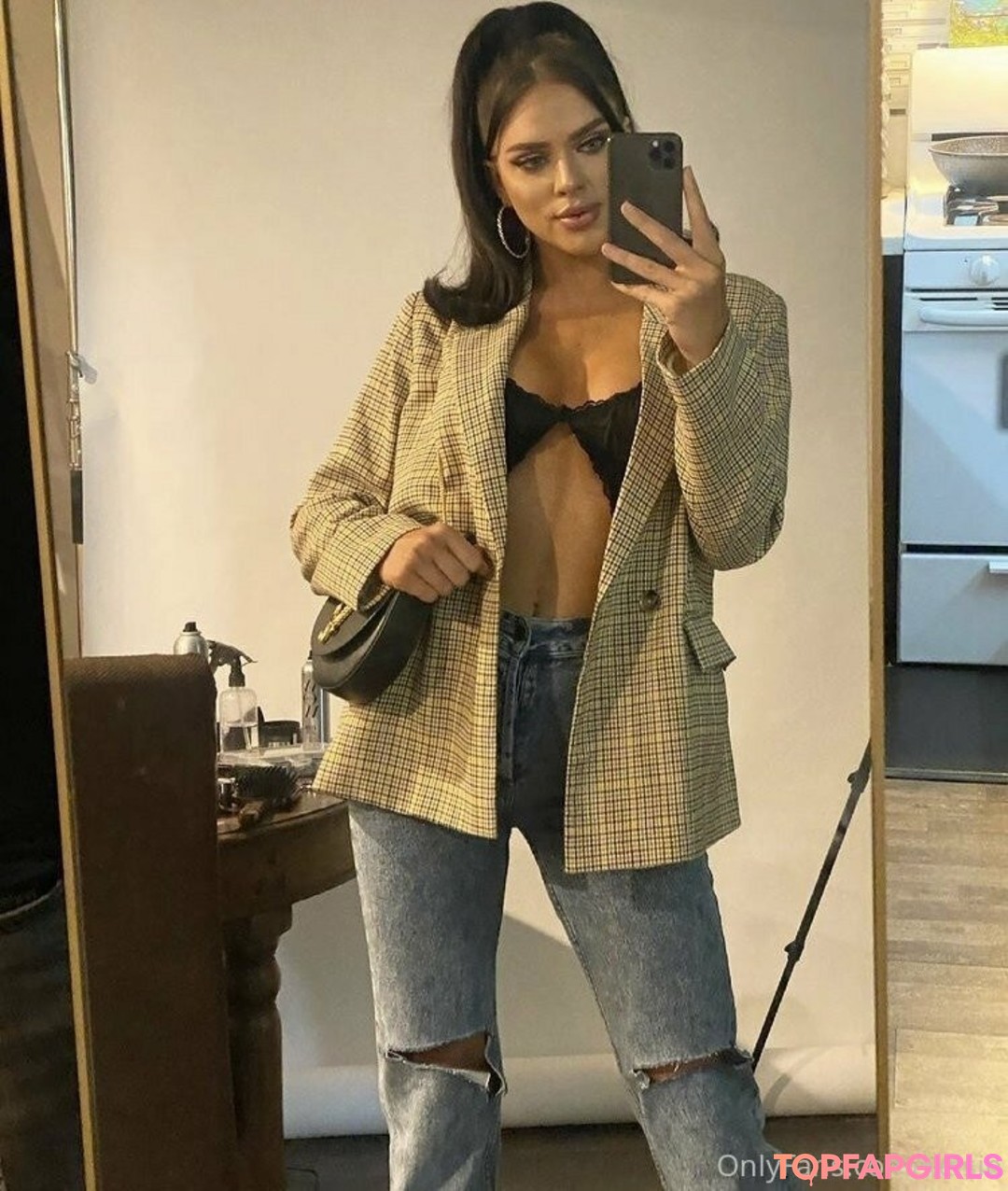 kelsie actriz desnuda recopilación