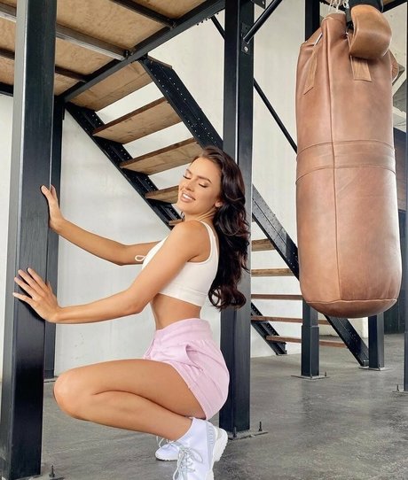 kelsie actriz de alta calidad galería