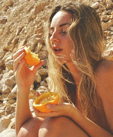 Lyzabeeth desnudos estrella galería