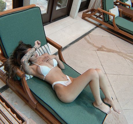 Jennyturtlee modelo pornografico imágenes