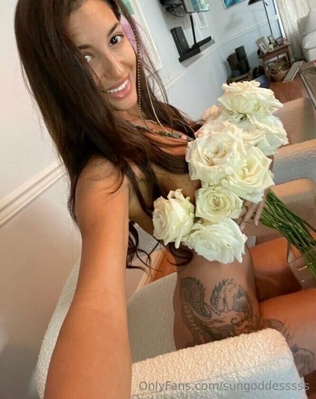 sungoddesssss hermosa estrella imagen