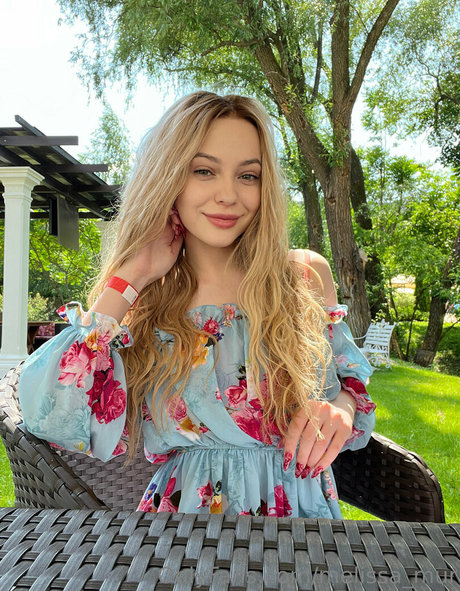 chicas con curvas onlyfans arriba xxx galerías