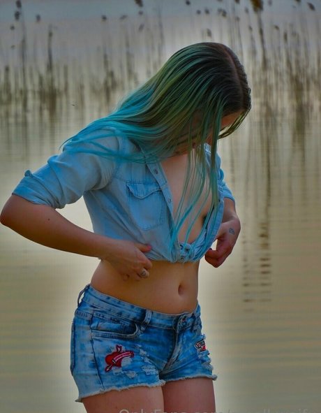 small waifu estrella atractiva galerías