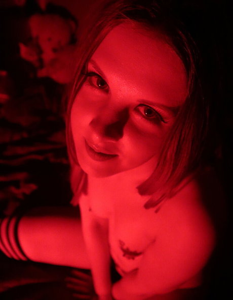 small waifu actriz de arte galería