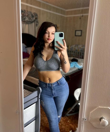 kristennnhaness actriz de arte galería