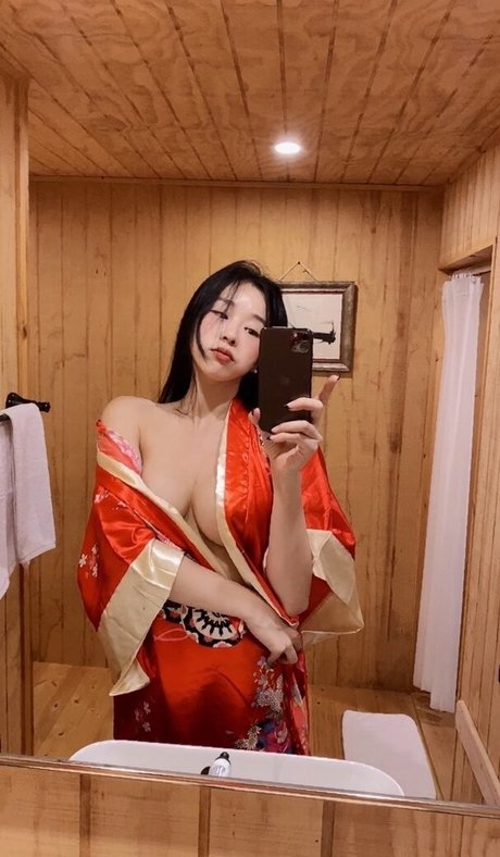 Ninibae actriz erótica galería