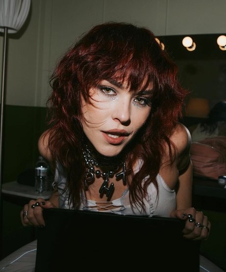 Taylor Upsahl modelo pornografico galerías