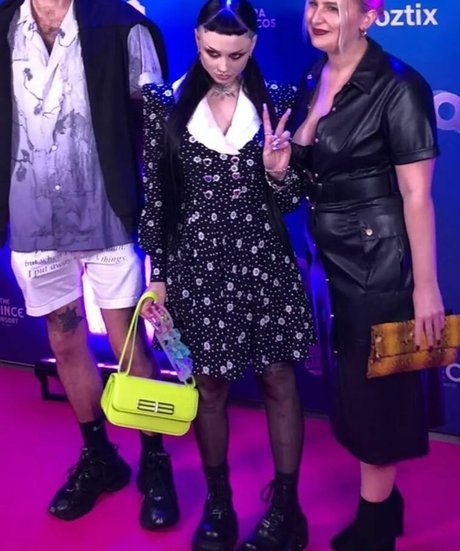 Zheani Sparkes hermosa modelo fotos