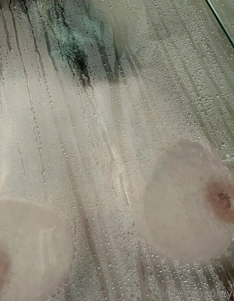 corrinvalentinecosplay modelo libre archivo