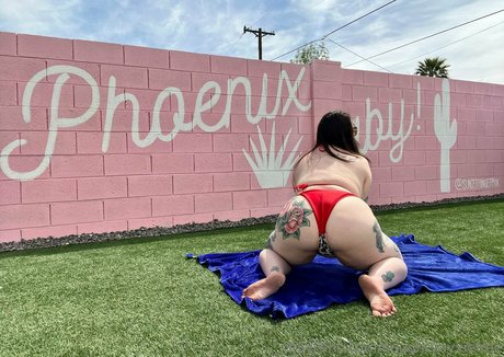 naughtynyxiefree hermosa estrella porno archivo