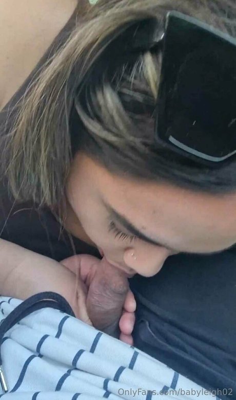 babyleigh02 desnudos de modelos galerías