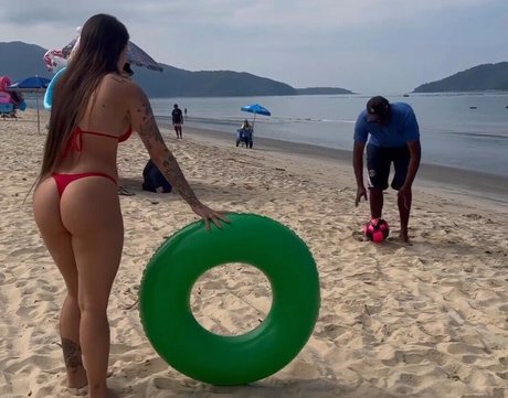 MC Julieta estrella libre galerías