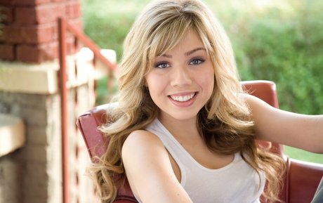 Jennette McCurdy modelo sexy imagen