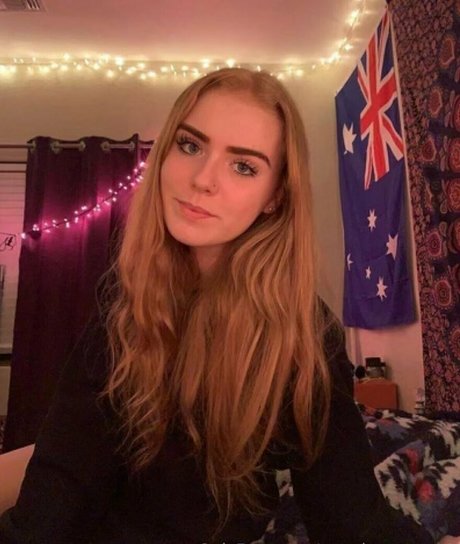 sororitycream18 modelo pornografico foto