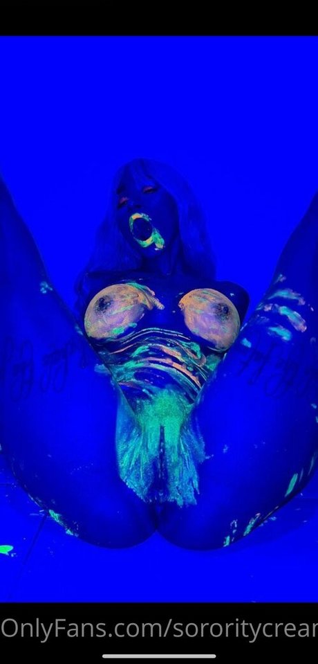 sororitycream18 estrella desnuda galería