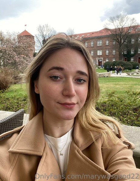 maryrosevip hermosa actriz foto