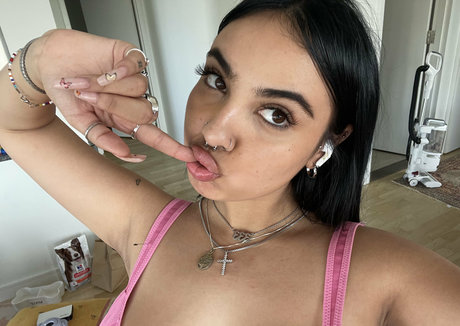 dedos de ébano onlyfans sexy hermosa foto