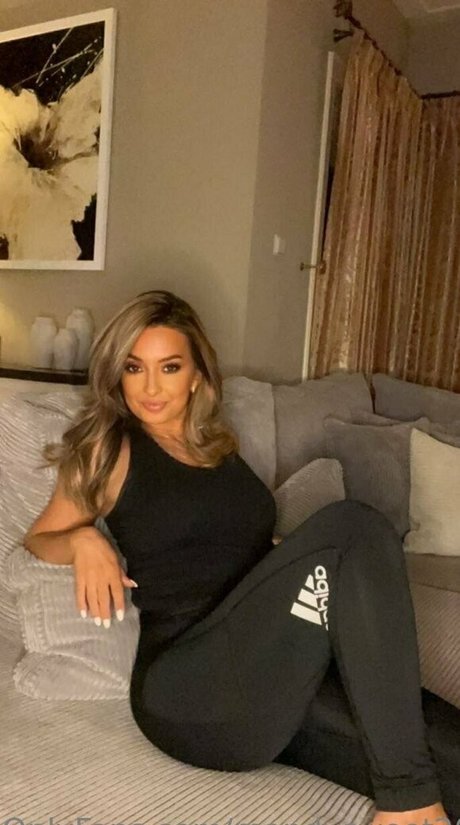 abuela británica onlyfans hd imagen