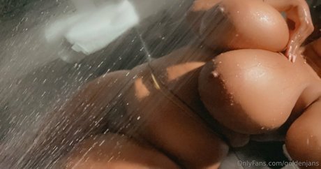 GoldenJans actriz exclusiva imagen