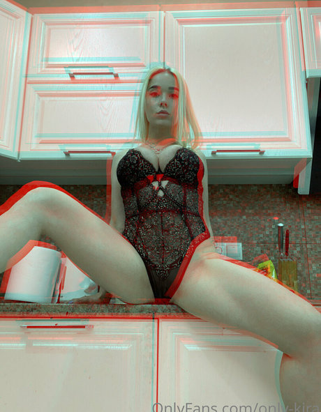 only kira buena estrella porno foto