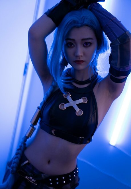 dear chuu arte modelo archivo