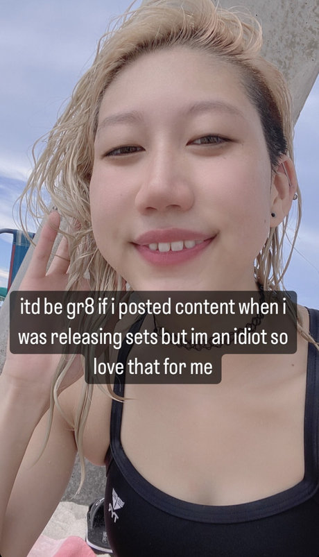 Danisaurz actriz de alta calidad imagen