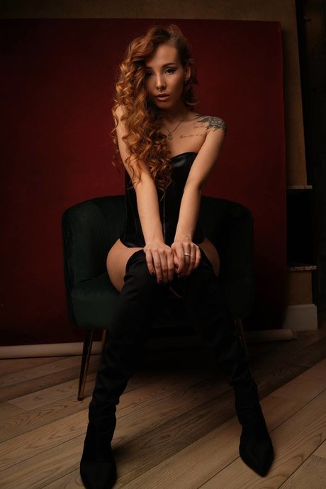 Allie roses actriz erótica imagen