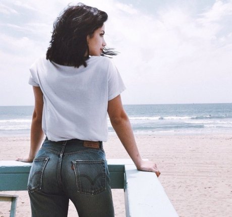 Emily Rudd sexo estrella porno galería