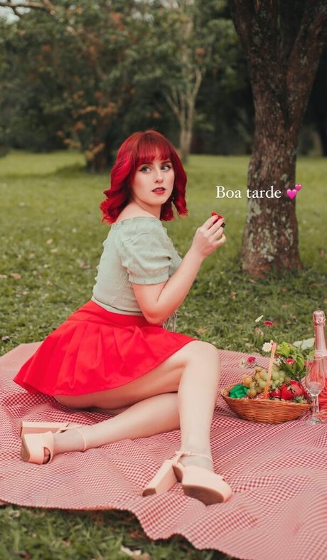 Anna Moreira actriz erótica galerías