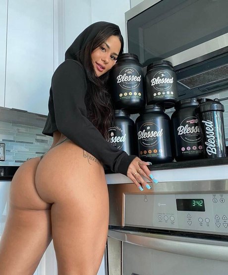Katya Elise Henry estrella del sexo fotos
