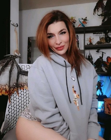 Kat Gunn modelo desnudos imagen